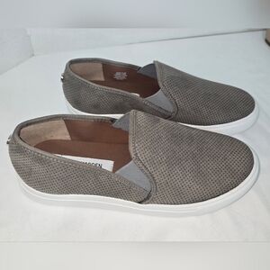 Steve Madden Taupe Slip-On Shoes Sneakers ZARAYY size 9.5 New